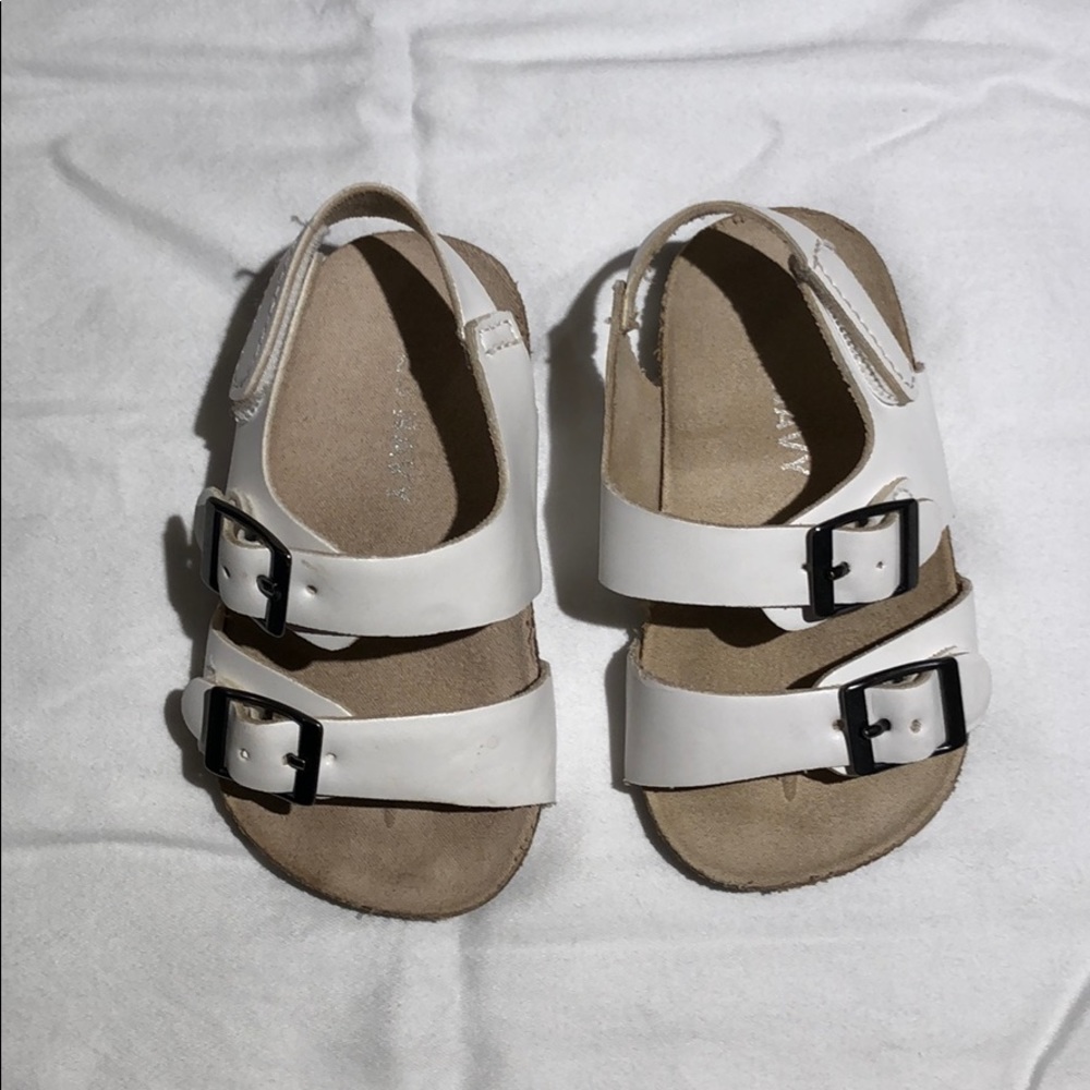 Old Navy Infant/Toddler Girl White Sandal 6-12m